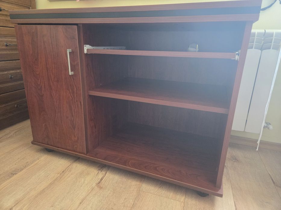 Бюро  ученическо