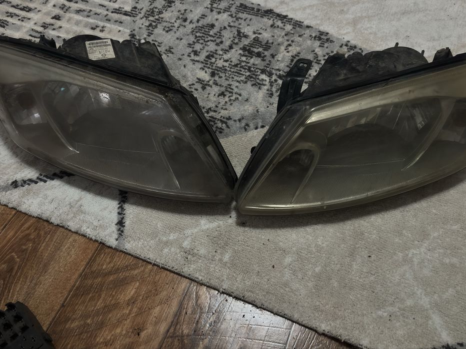 Продам передрик фары гранта