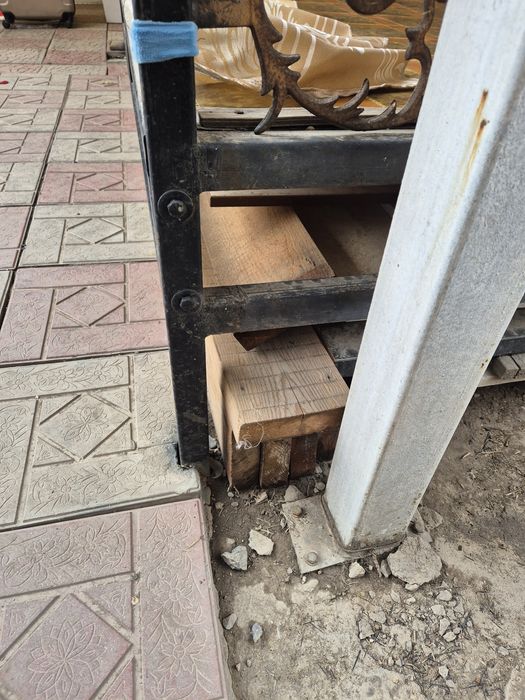 Тапчан продам металический