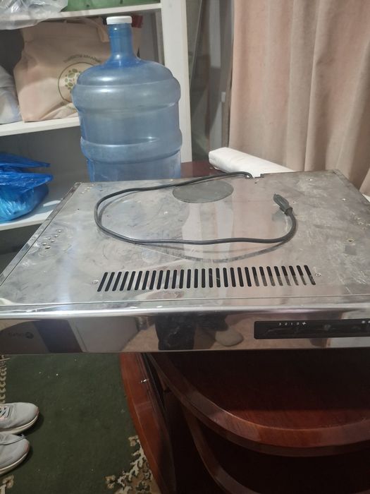 Продам балон маленький,коптилку,турник