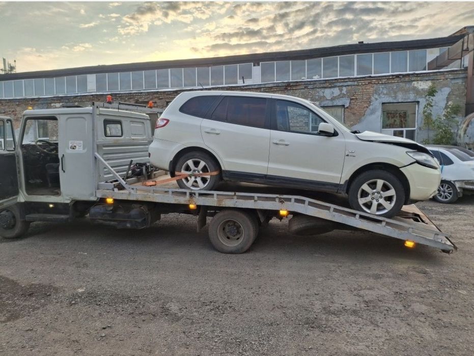 Услуги эвакуатора. Грузоперевозки.