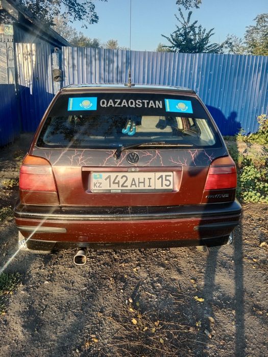 Продаеться гольф 3