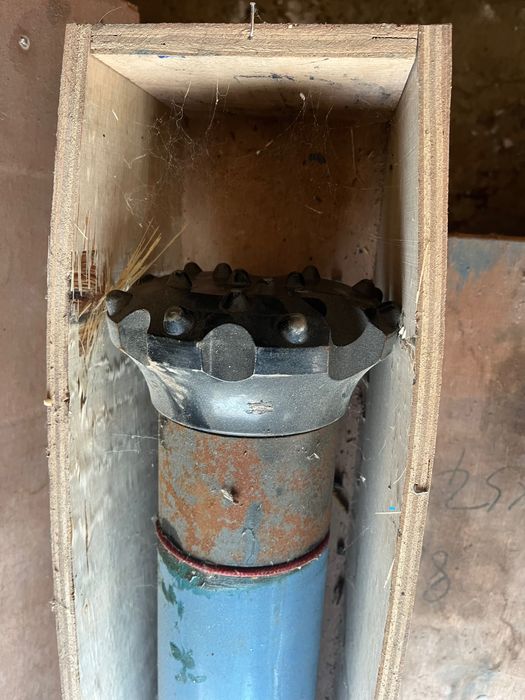 Сондажен Пневмо ударник/Чук