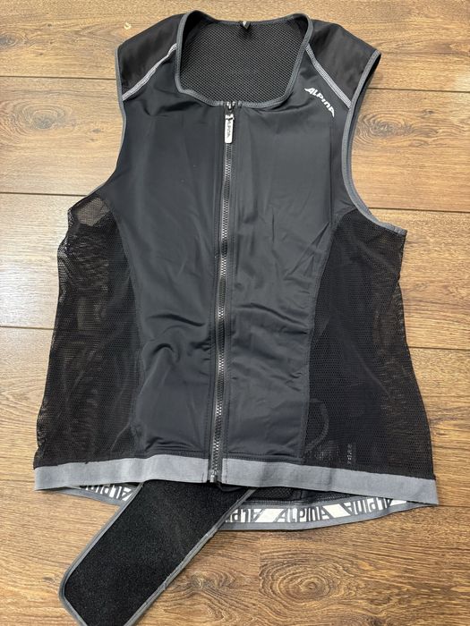 Протектор за гръб Alpina