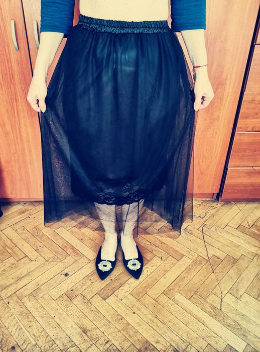 Елегантно Сако, добавям и поли, на разпродажба!