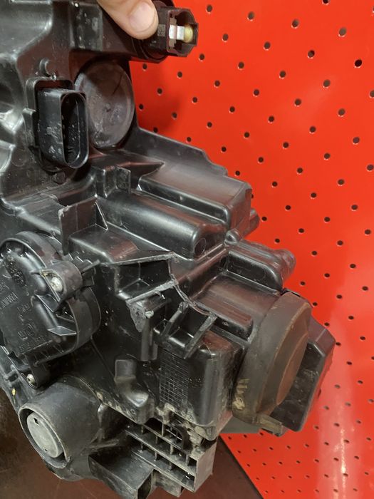 Far dreapta halogen si led drl Skoda Scala