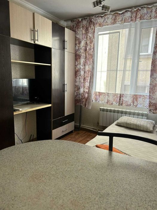 Квартира студия по суточно.