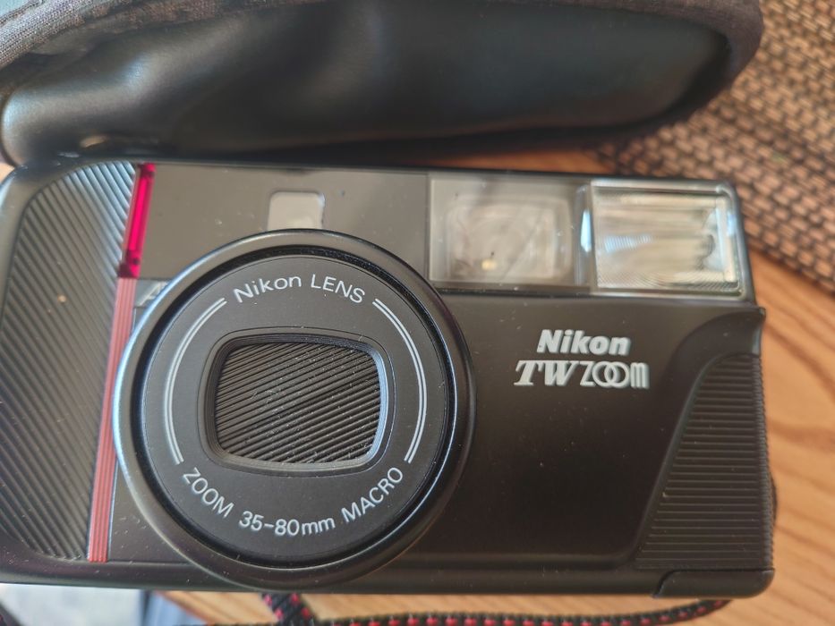 Compact Nikon TW Zoom AF Macro