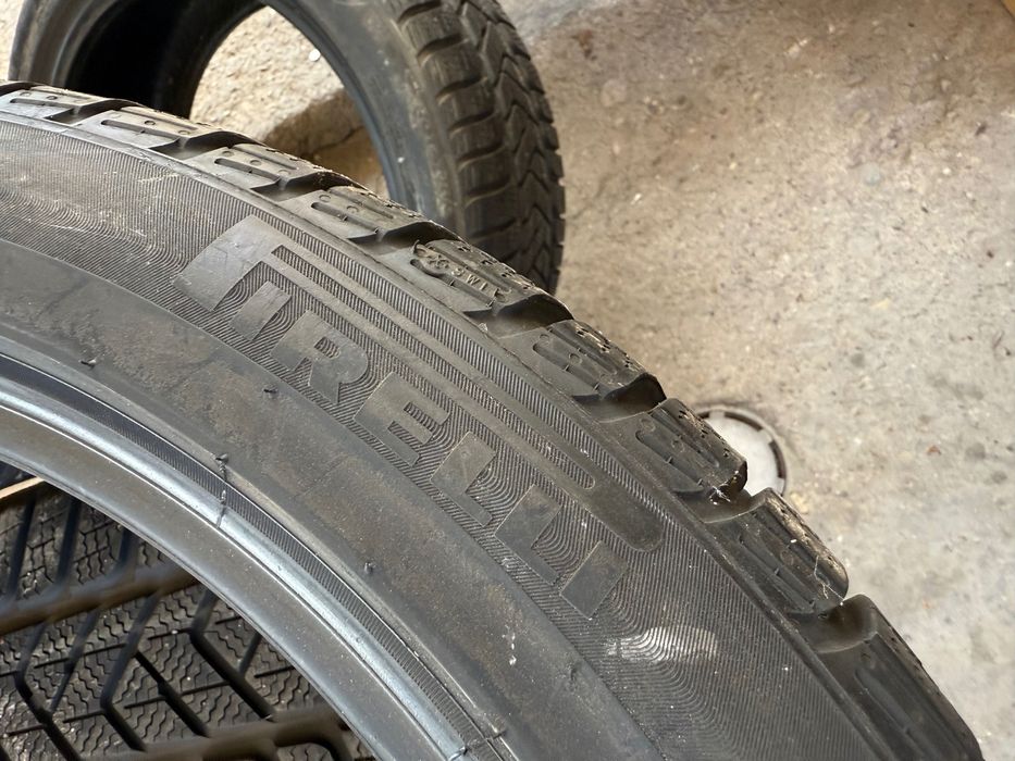 235 45 19 Pirelli