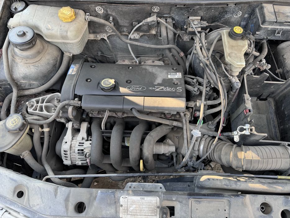 Ford Fiesta 1.25i 1999г На Части