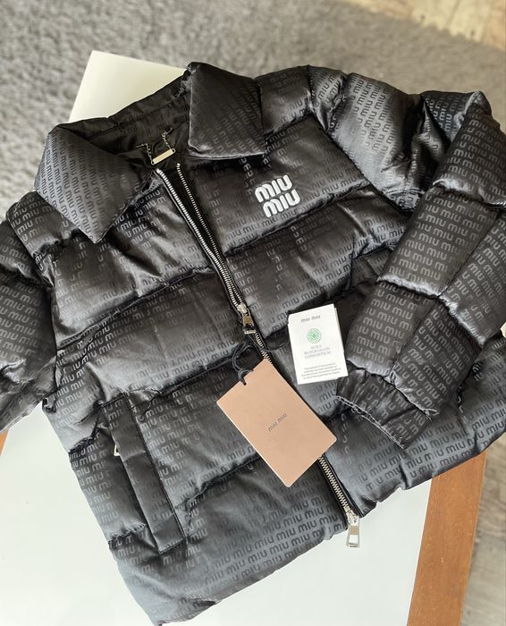 Дамско яке страхотен модел с намалена цена