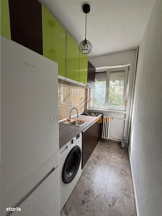 Apartament 2 Camere | Balcon | Etaj Intermediar | Zona Rogerius | Orad