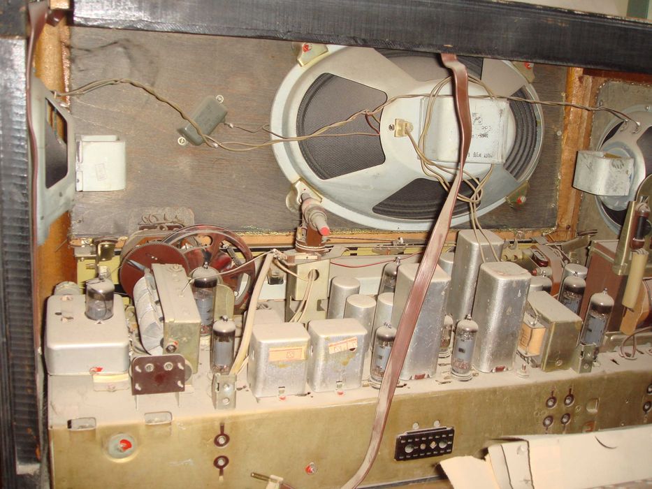 Радиоприемник высшего класса "Фестиваль"