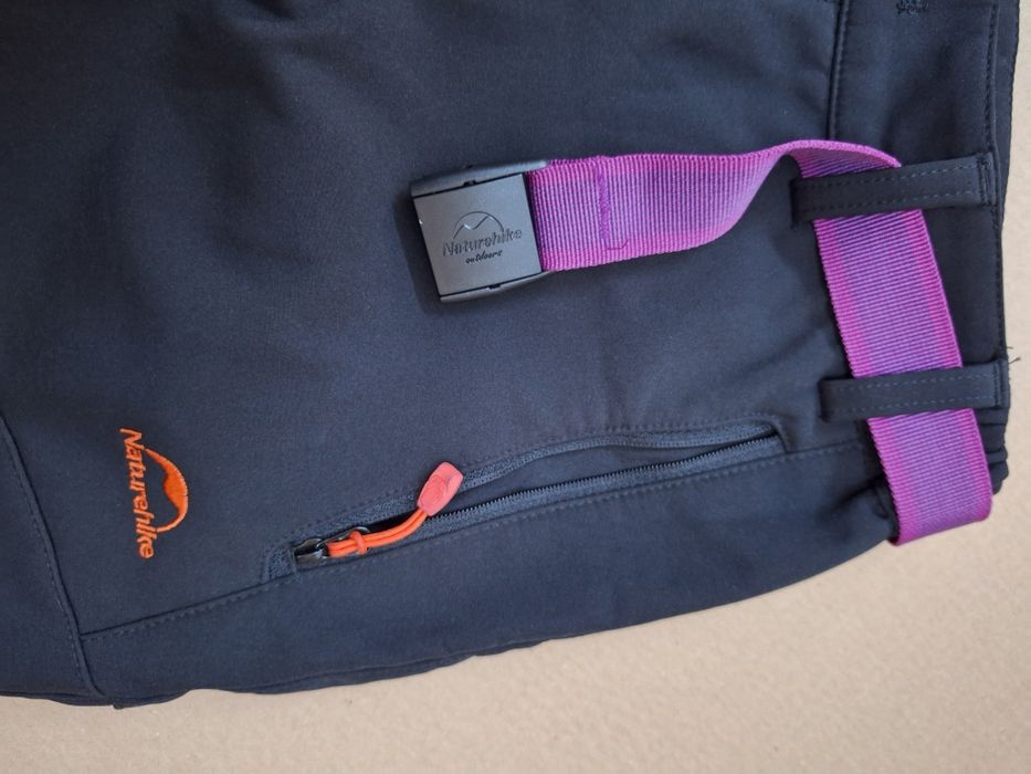 Pantaloni iarna  mărirea S, NATureHike in foarte bune condiții. Materi