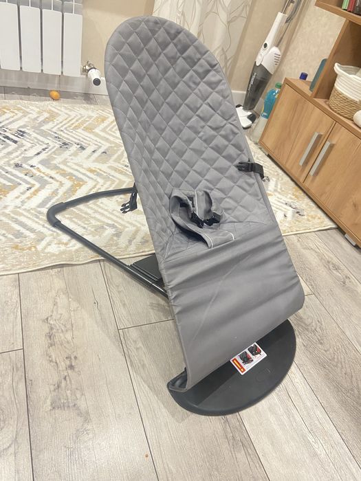 Колыбель ( в подарок шезлонг)