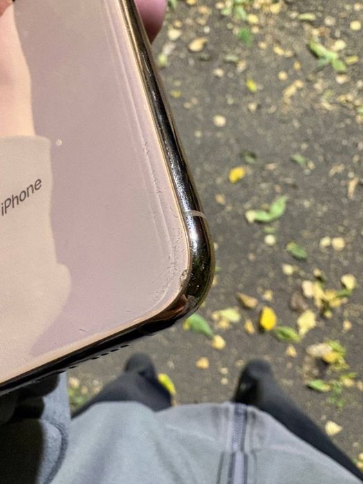 Iphone Xs Max.