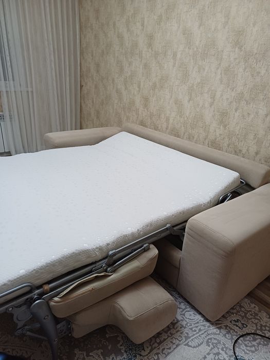 Диван,кровать мягкий