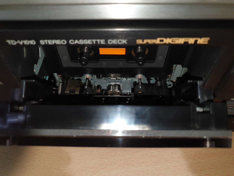 Casetofon JVC TD - V1010 / NOU