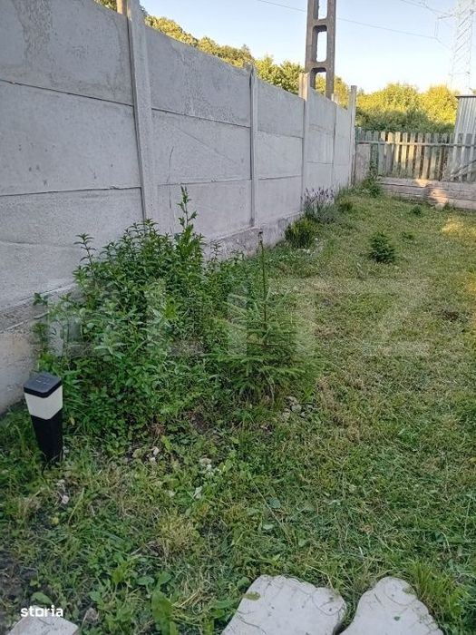 Teren + cabana pe piloi, 661 mp, zona Almasu Sec