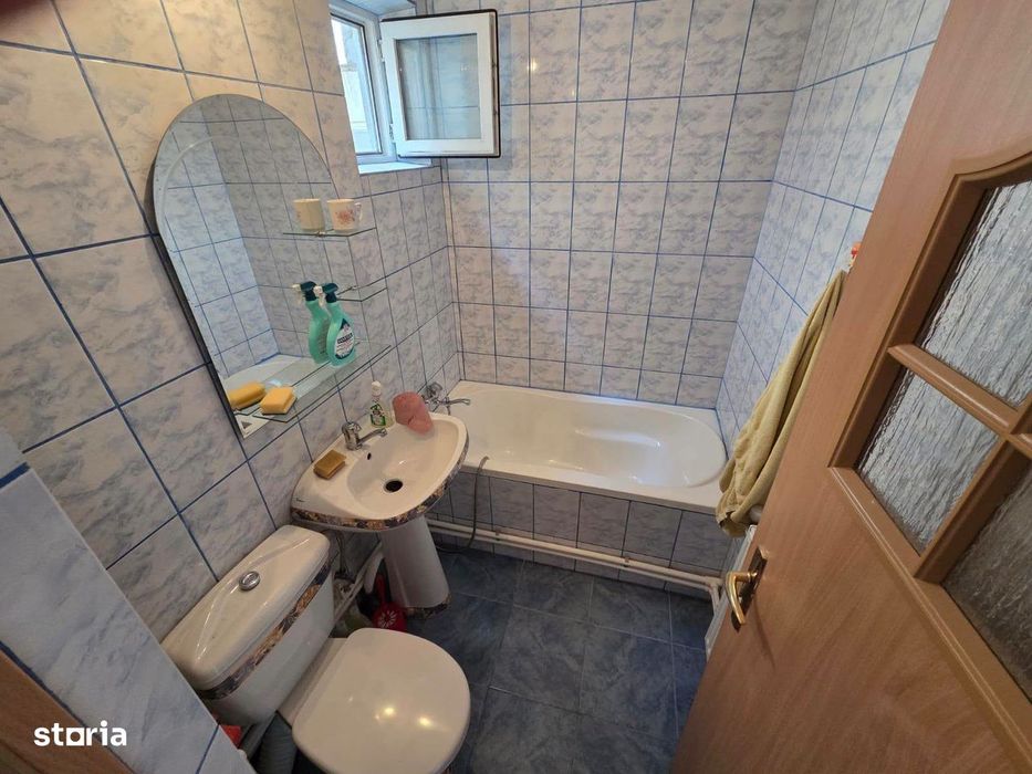Apartament 3 Camere, Complet Renovat – Zona Piața Vest, 70mp, etajul.3