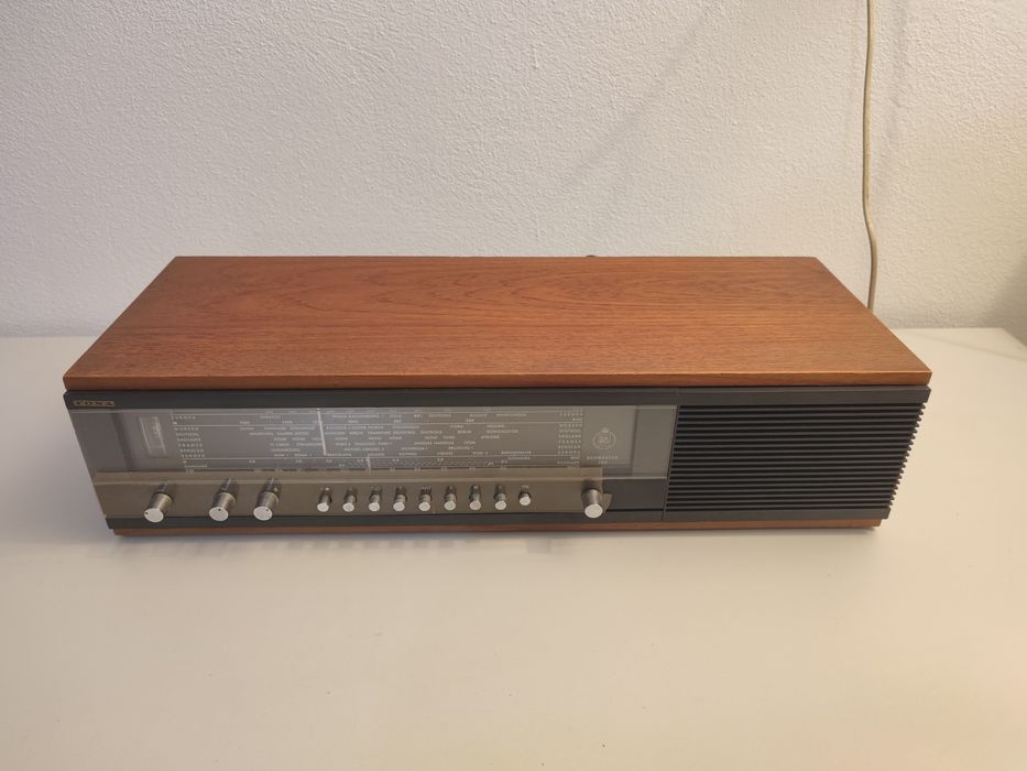 Radio Bang Olufsen Beomaster 700