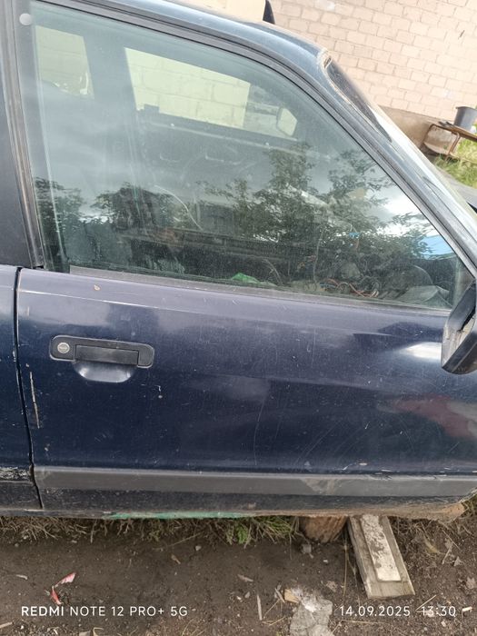 Продам на Ауди 80 б 3