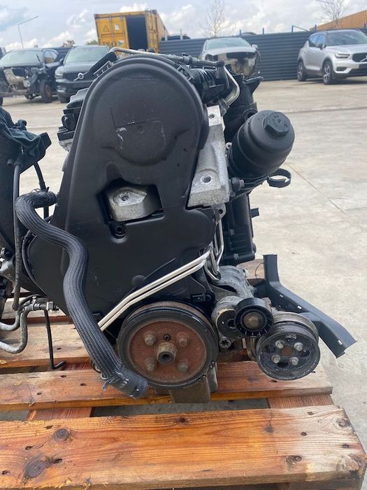 Motor D5204T3 cu Injectie si Turbina Volvo S60 V60 V70 XC60 XC70