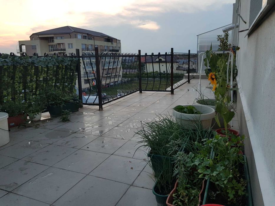 Garsonieră cu terasa 24 m, Otopeni central|35mp, terasă privată 25 mp, TVA inclus
