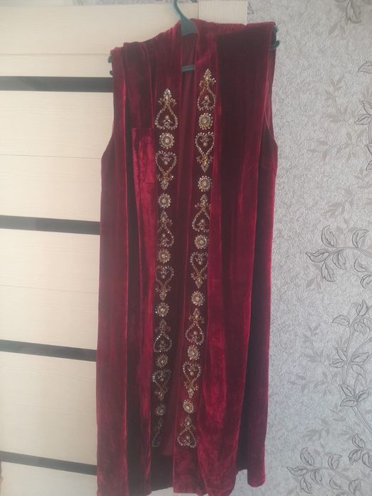 Женский киімдер сатылады