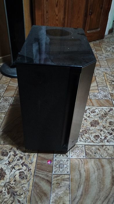 Колонки от домашнего кинотеатра