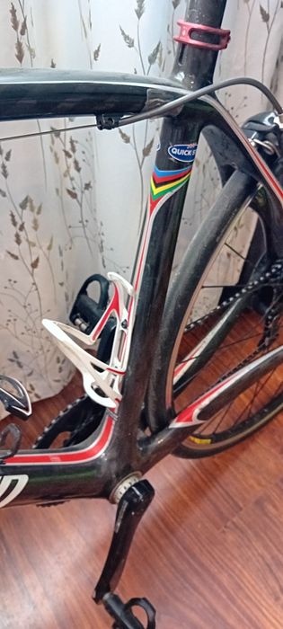Шосеен велосипед Specialized Roubaix