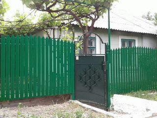 Garduri din sipca metalica, panou tip jaluzele, tabla, plasa si BCA