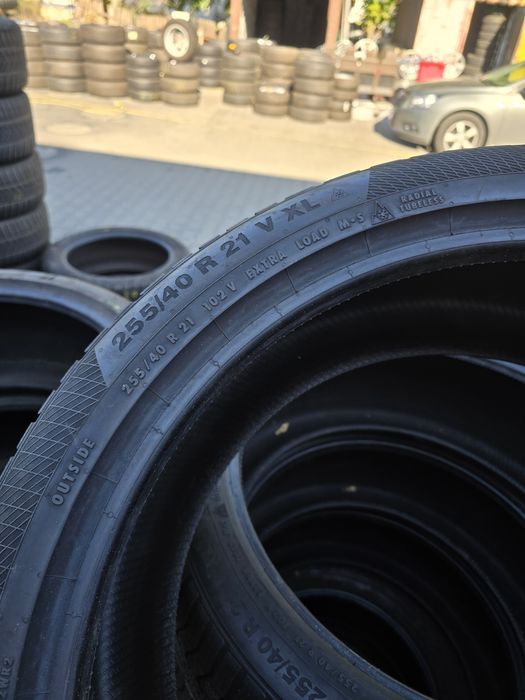 255 40 21 continental m+s