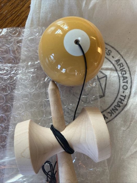 Vând Kendama Analog DAYDREAM în ediție limitată, complet nouă (never p