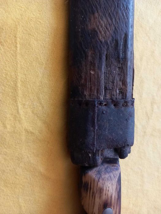 Стар авчарски нож