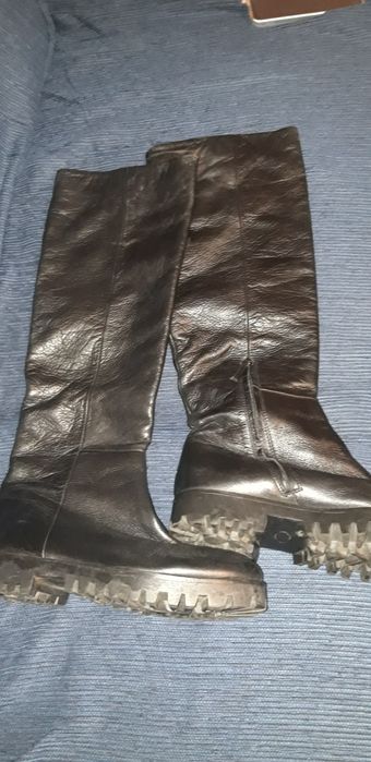 Cizme lungi  din piele