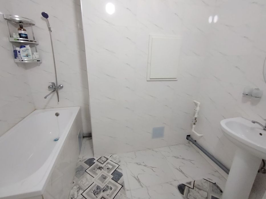 Shoshiling Zudlik bilan arzonladi. 3 xonali kvartira