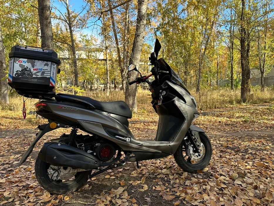 Продам скутер макс 150 куб