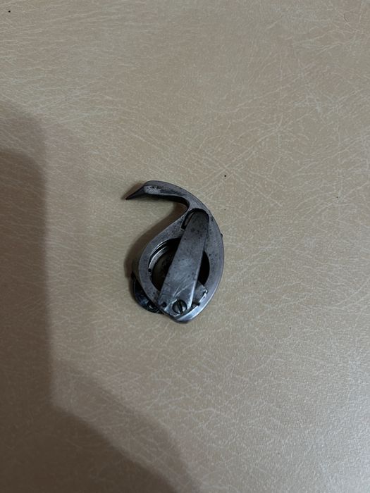 Graifer masina de cusut veche Singer