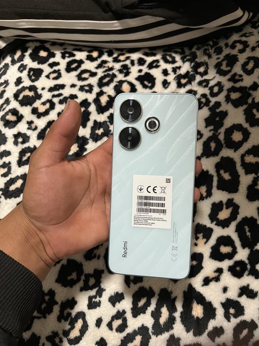 Xiaomi HyperOS REDMI 13