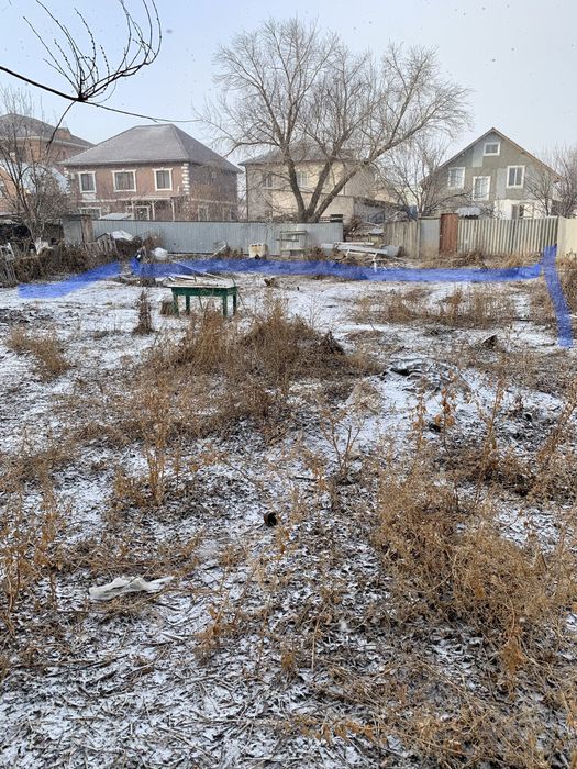 Дом с земельным участком