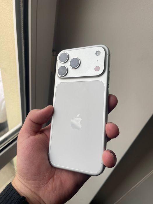 Iphone 17 pro max 256 silver