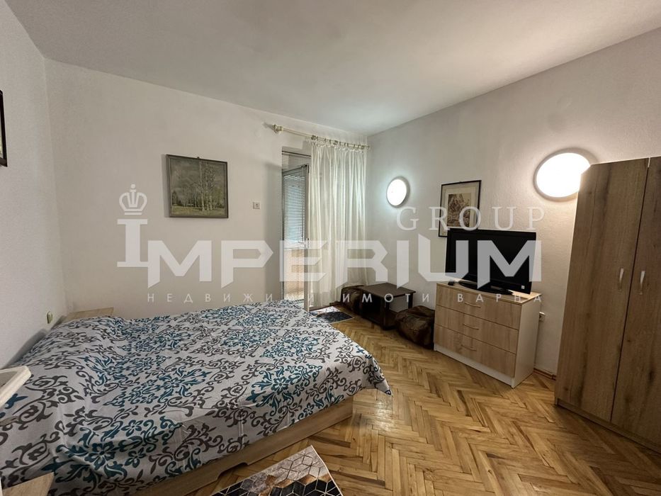3-стаен в Варна-Център площ 100 цена 700