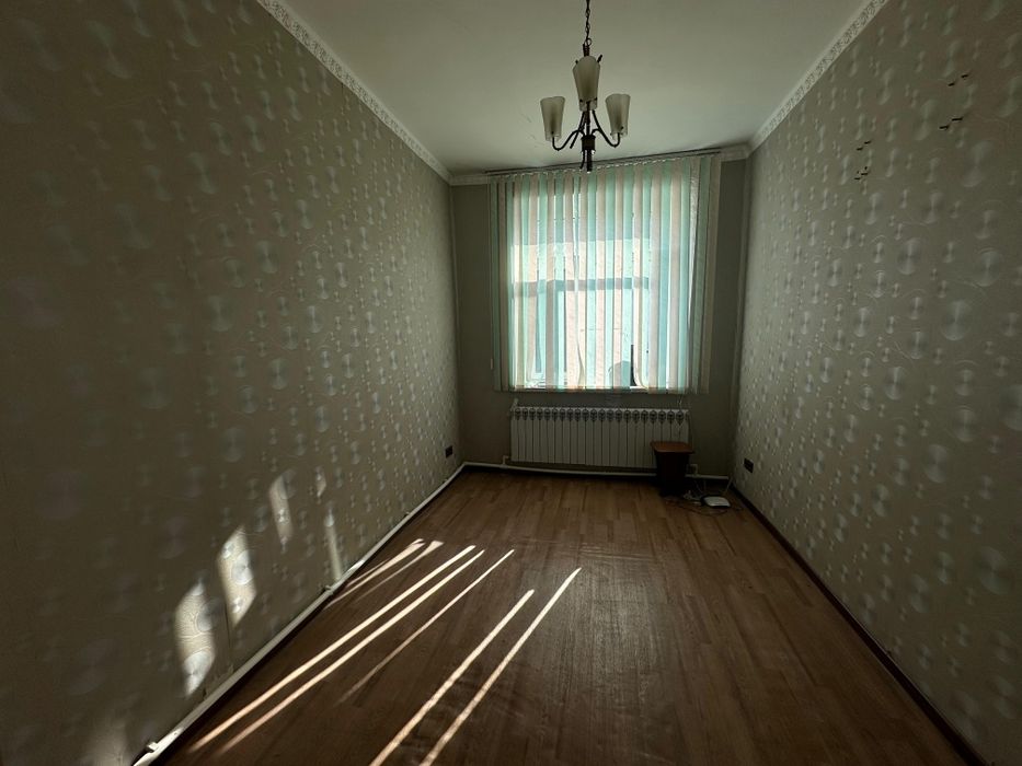 Продам 4х комн квартиру