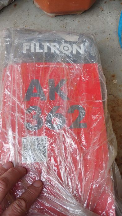 Въздушен  филтър за BMW- FILTRON AK 362