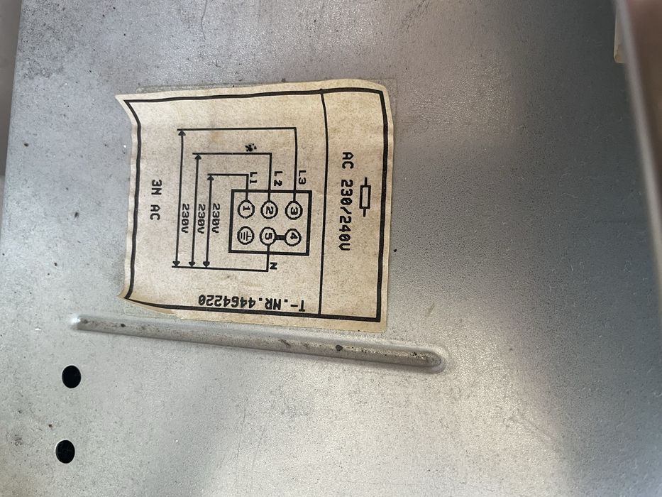 Cuptor electric cu plita vetroceramica KM 215 EDST