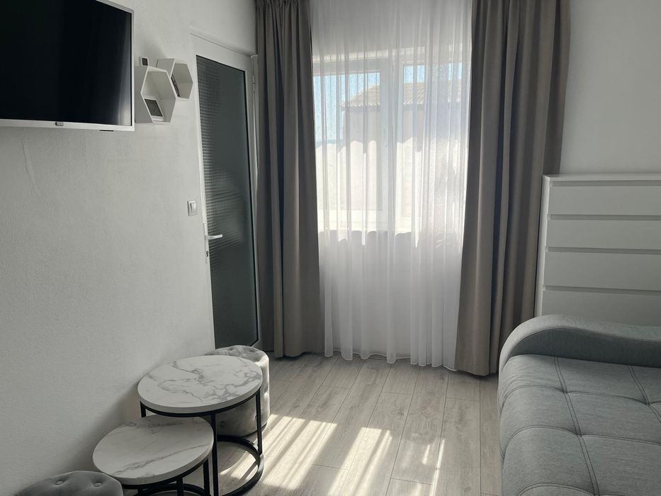 Proprietar inchiriez garsoniera confort unu in localitatea Alba iulia