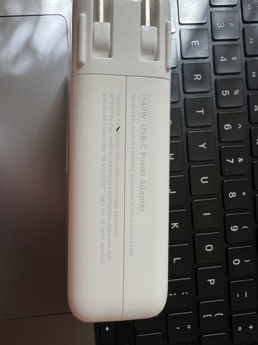 Incarcator apple 140w