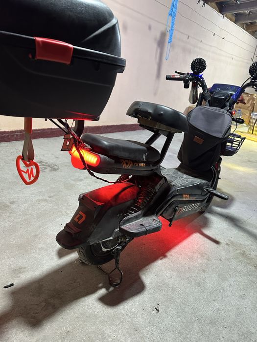 Электроскутер VETRO