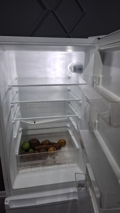 Продаётся холодильник